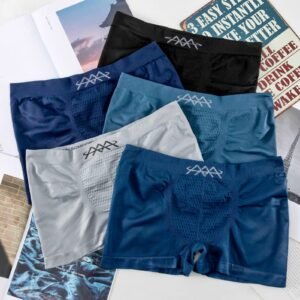 ৩ রং ১ বক্স